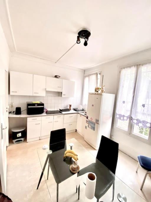 쥬네빌러 Balcon De Paris 아파트 외부 사진